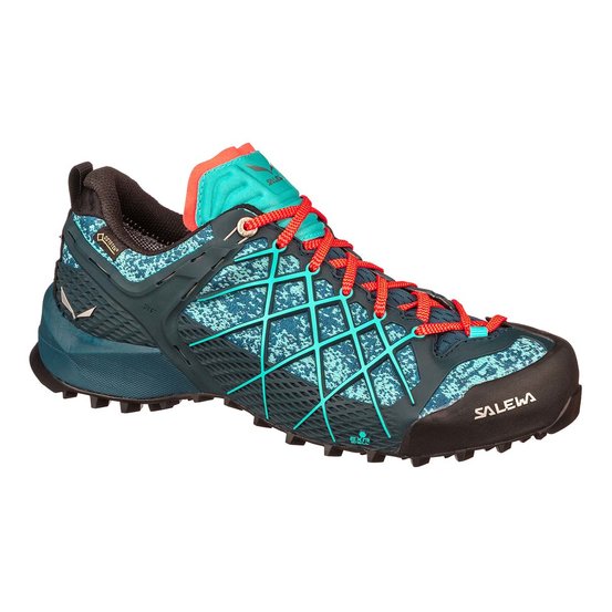 Trekking & Wanderschuhe bei Intersport Pittl